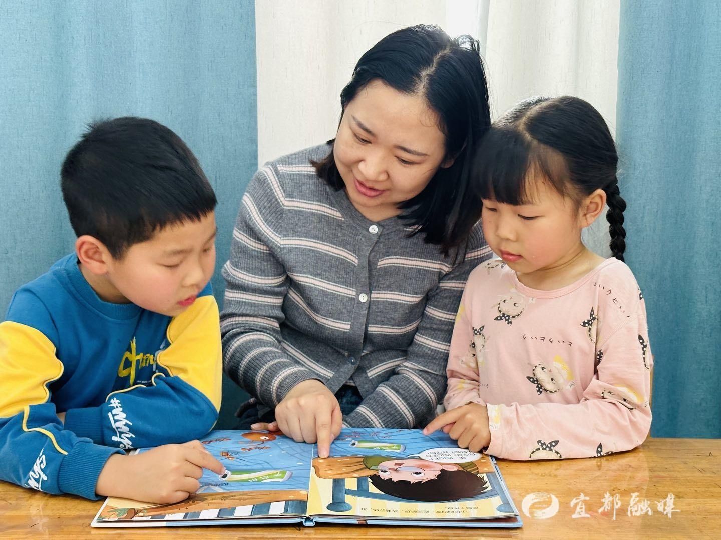 幼儿园百科类书籍名称_幼儿园生活百科书籍_幼儿百科图书