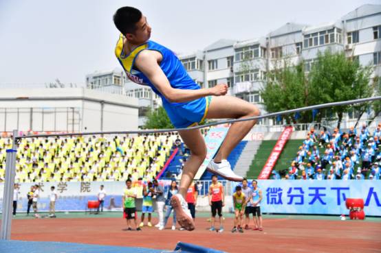 团体操宣传语_学生团体操展示文案_团体操朋友圈文案