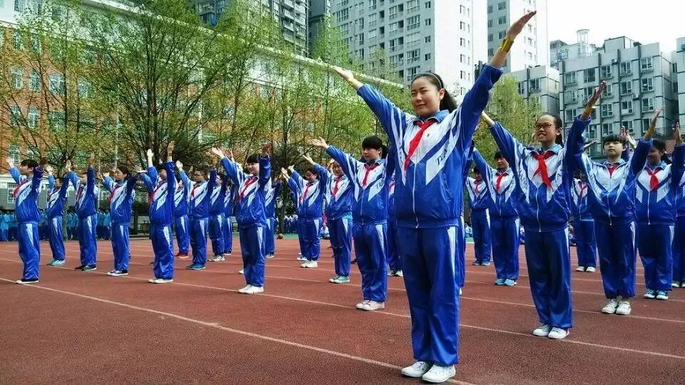 学生会广播体操工作总结_学生广播体操教学视频_广播体操学生学不会